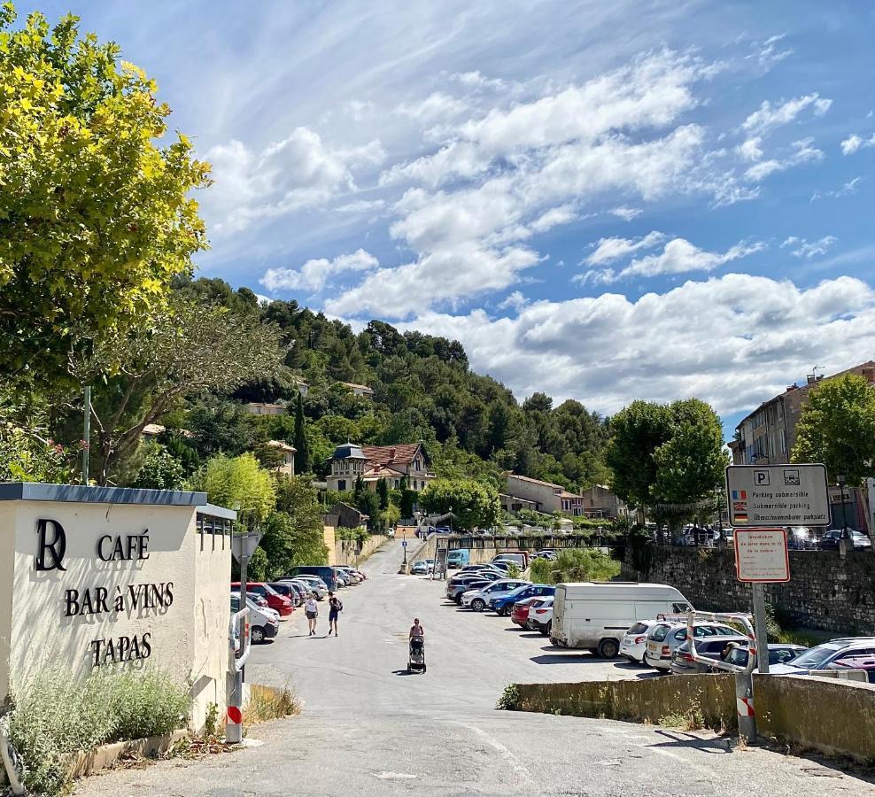 Rive Droite Hotel Apt Exterior foto