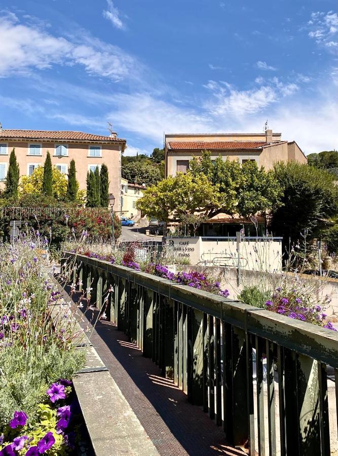 Rive Droite Hotel Apt Exterior foto